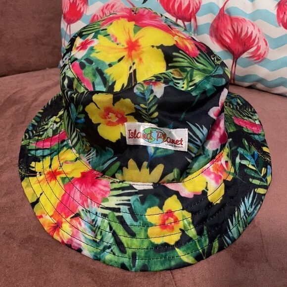 3 Bucket hats - Picture 4 of 7
